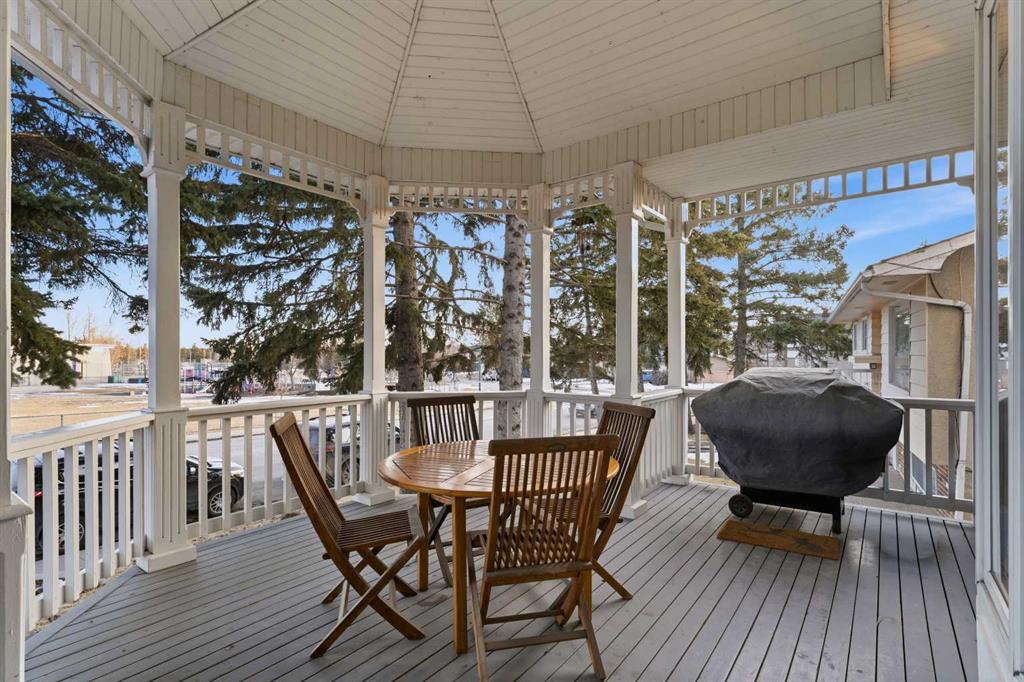 Picture for 3424 58 Avenue SW