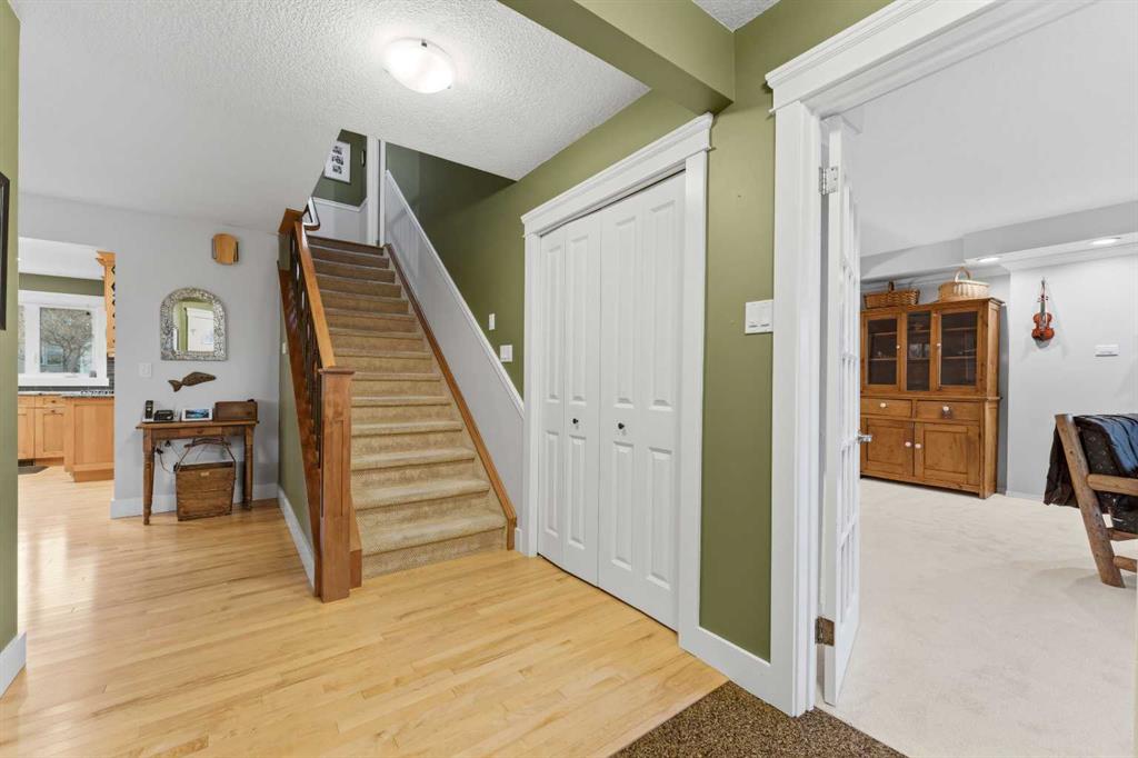 Picture for 3424 58 Avenue SW