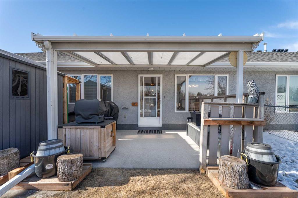 Picture for 13 Park Ln Place 