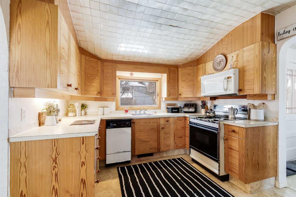 Picture for 235 3 Street 