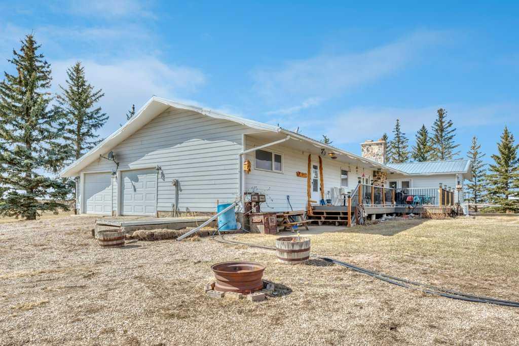 Picture for 261083 Township Road 222  