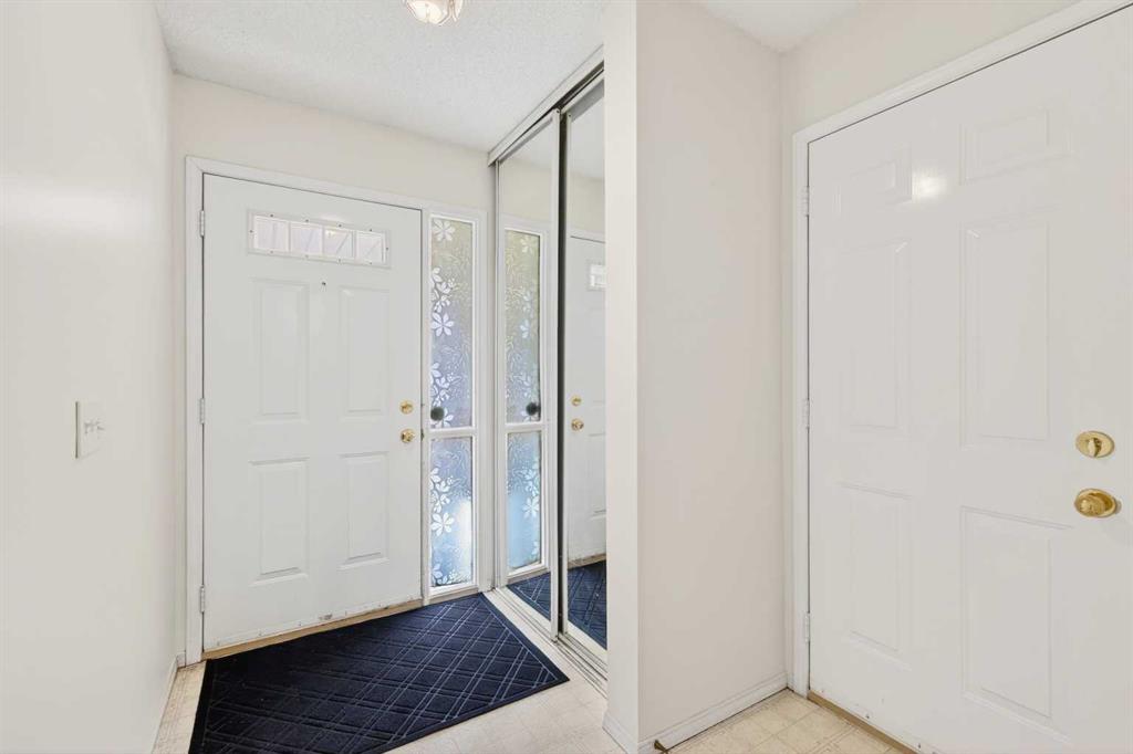 Picture for 404 Hawkstone Manor NW