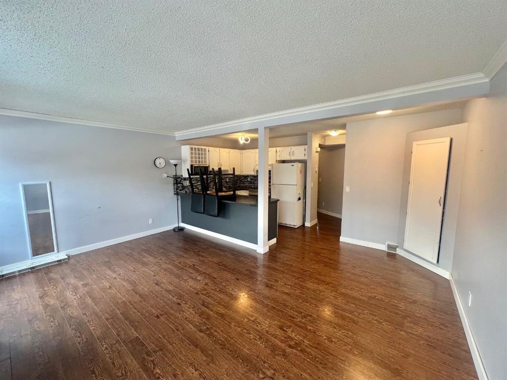 Picture for 123 Country Hills Villas NW