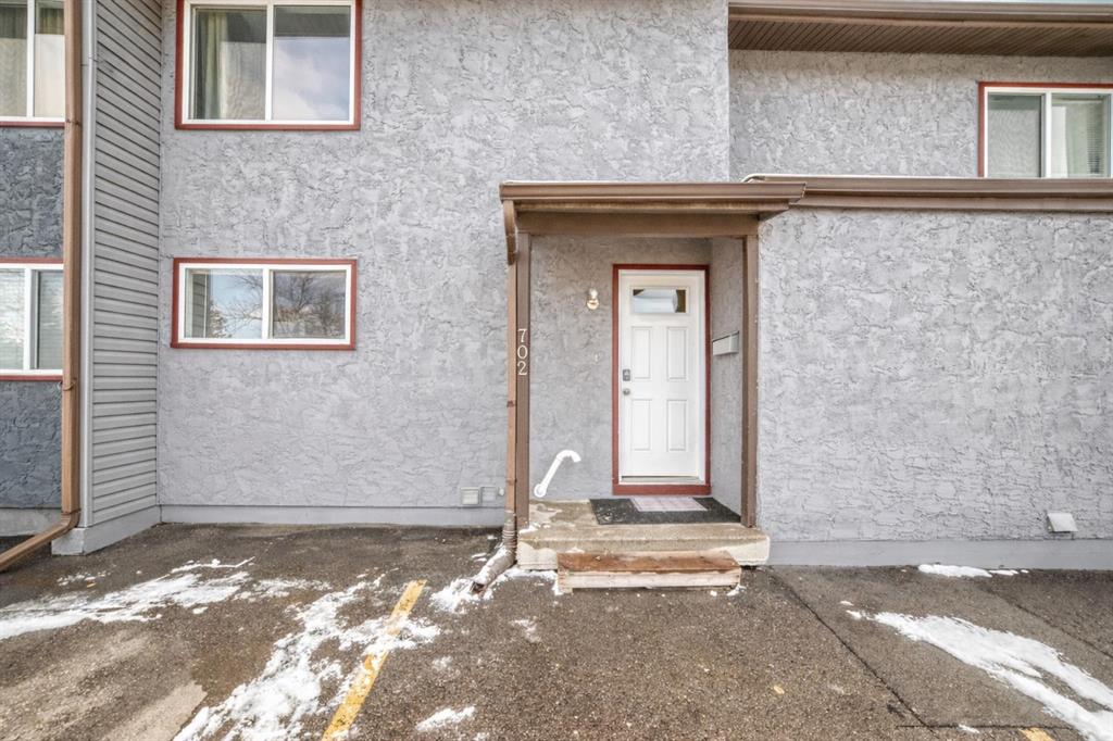 Picture for 702, 9930 Bonaventure Drive SE