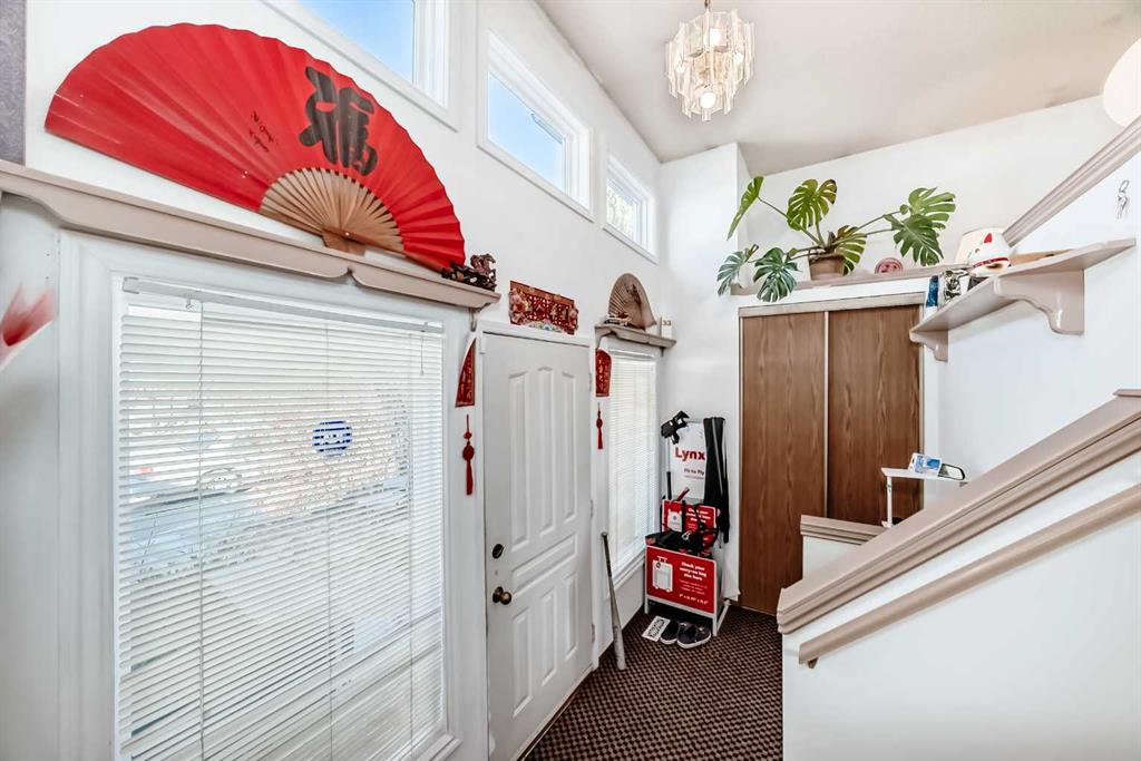 Picture for 142 Hunterhorn Drive NE