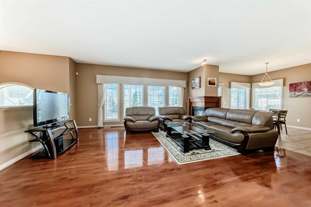 Picture for 92 Hamptons Drive NW