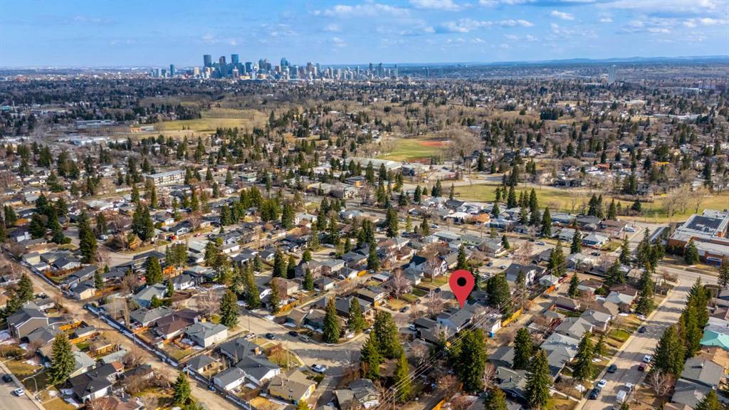 Picture for 88 CHEYENNE Crescent NW