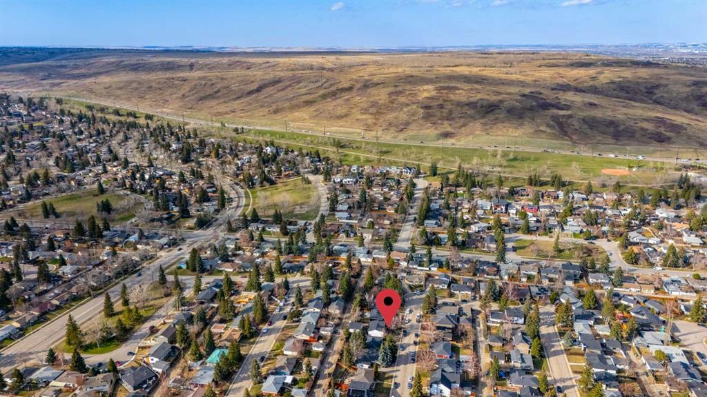 Picture for 88 CHEYENNE Crescent NW