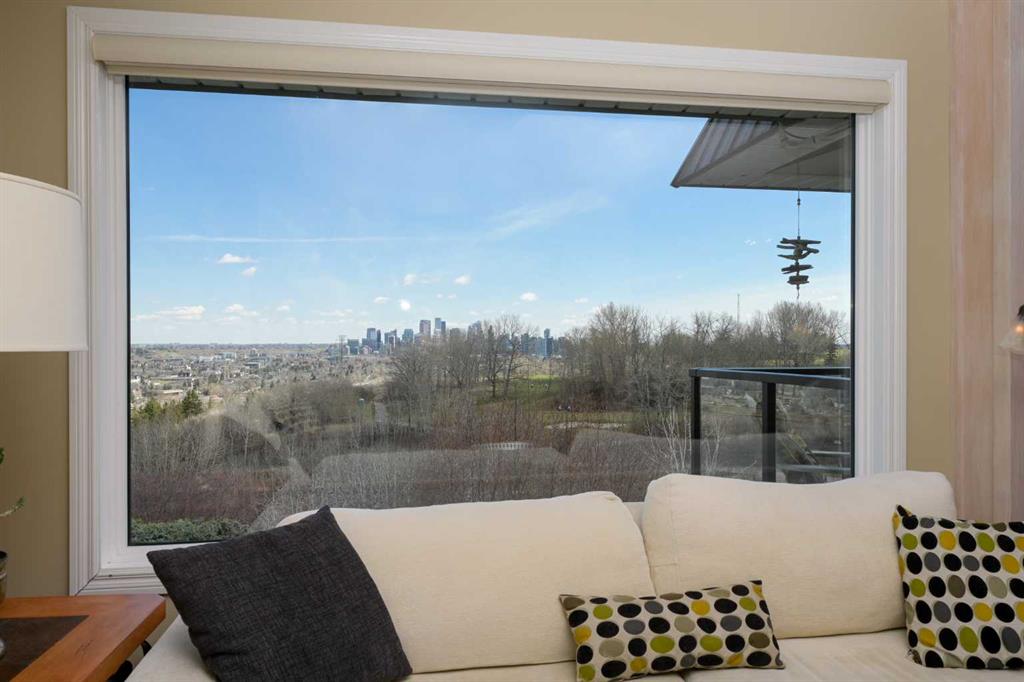 Picture for 303, 524 Cedar Crescent SW