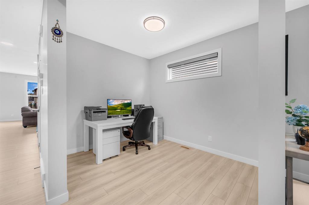 Picture for 945 Midtown Avenue SW