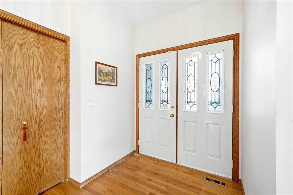 Picture for 6 Christie Briar Lane SW