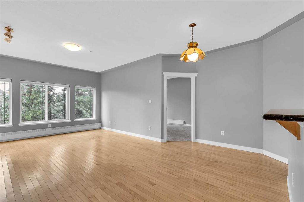 Picture for 427, 20 Discovery Ridge Close SW