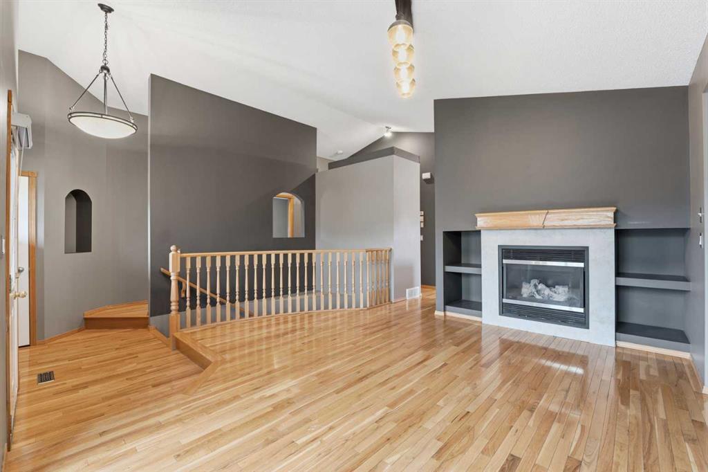 Picture for 203 West Creek Close 