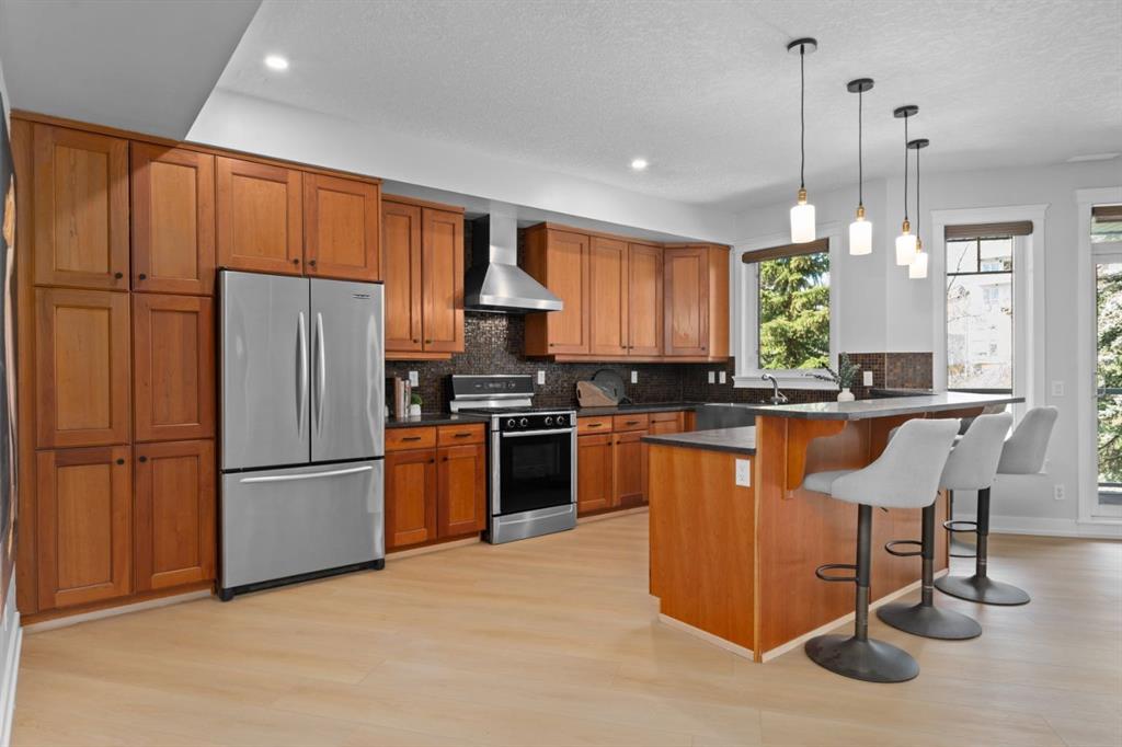 Picture for 525 5 Street NE