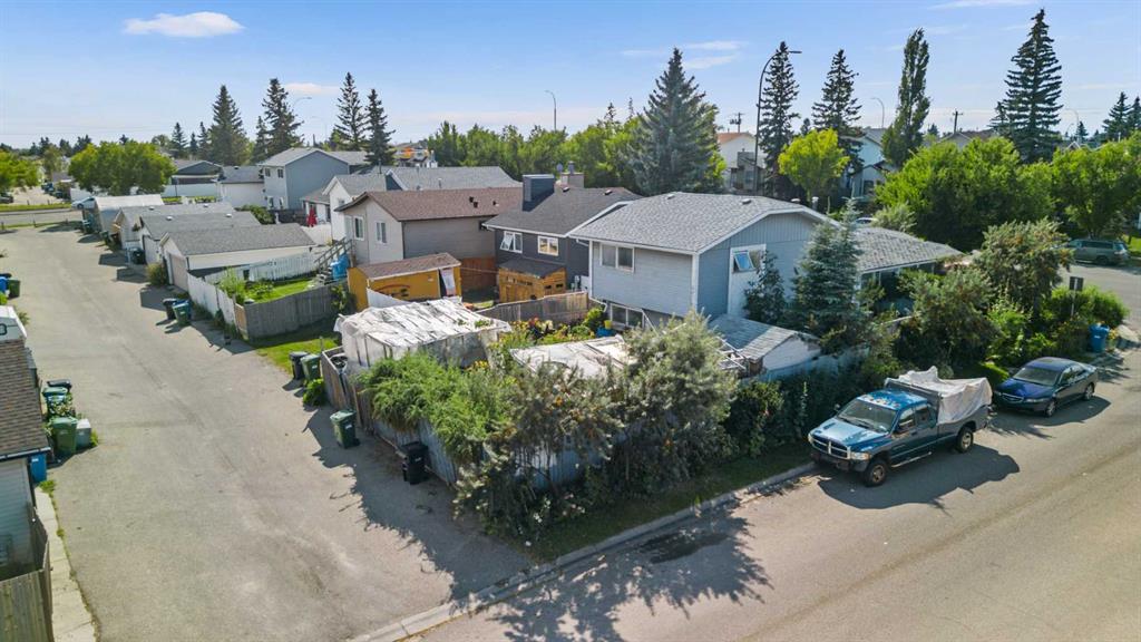 Picture for 16 Tararidge Drive NE
