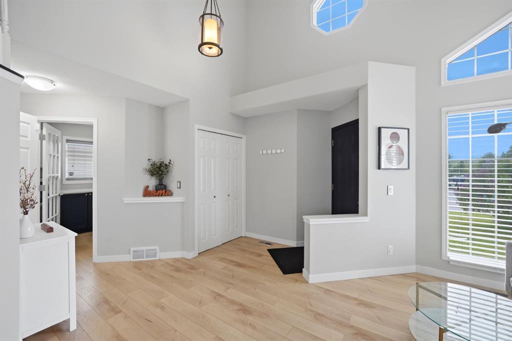 Picture for 158 Shawbrooke Green SW