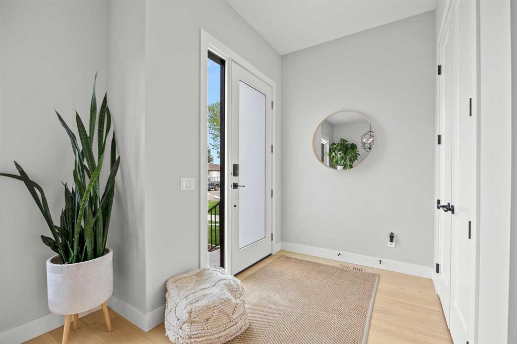 Picture for 1133 Radnor Avenue NE