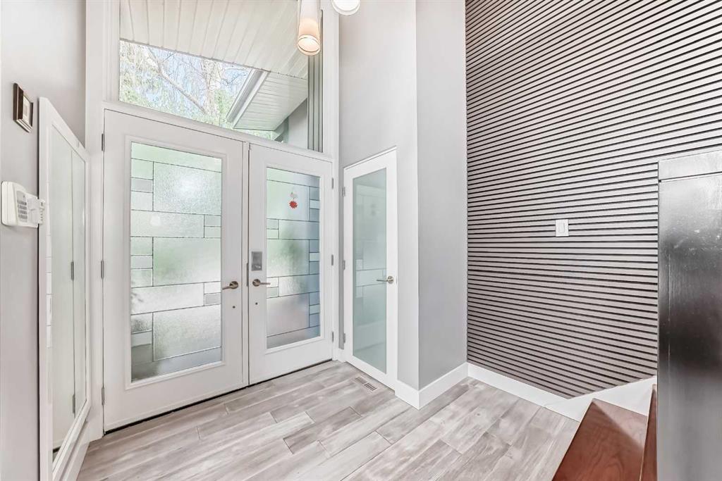 Picture for 10412 Willowcrest Road SE