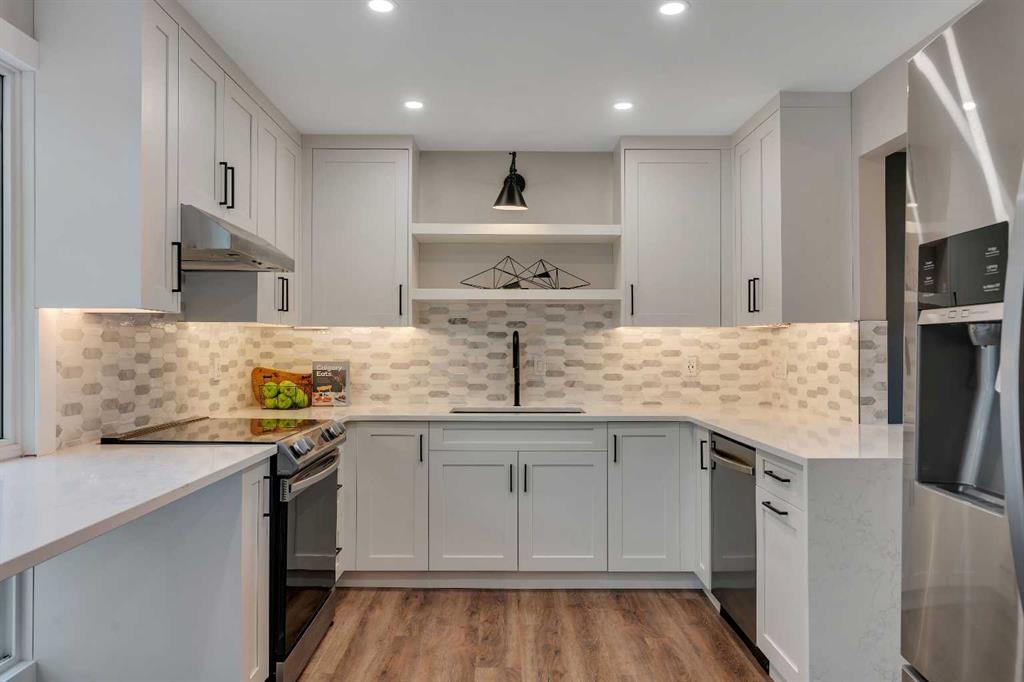 Picture for 370 Brae Glen Crescent SW