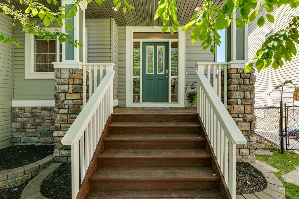 Picture for 37 Tanner Close SE