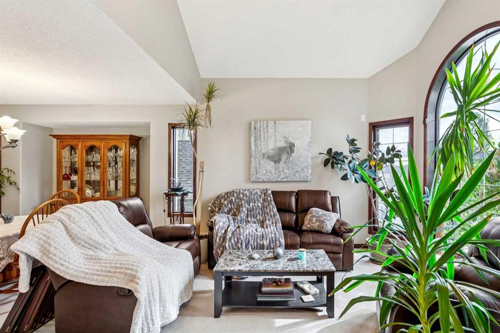 Picture for 27 Valley Creek Bay NW