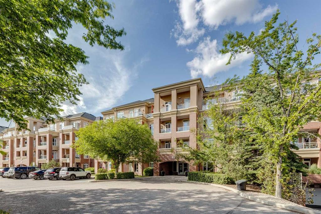 Picture for 303, 10 Hemlock Crescent SW