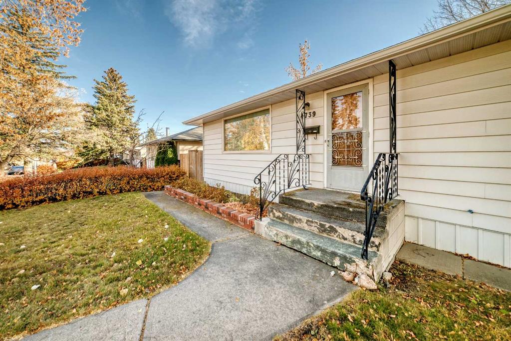 Picture for 4739 26 Avenue SW Picture for 4739 26 Avenue SW