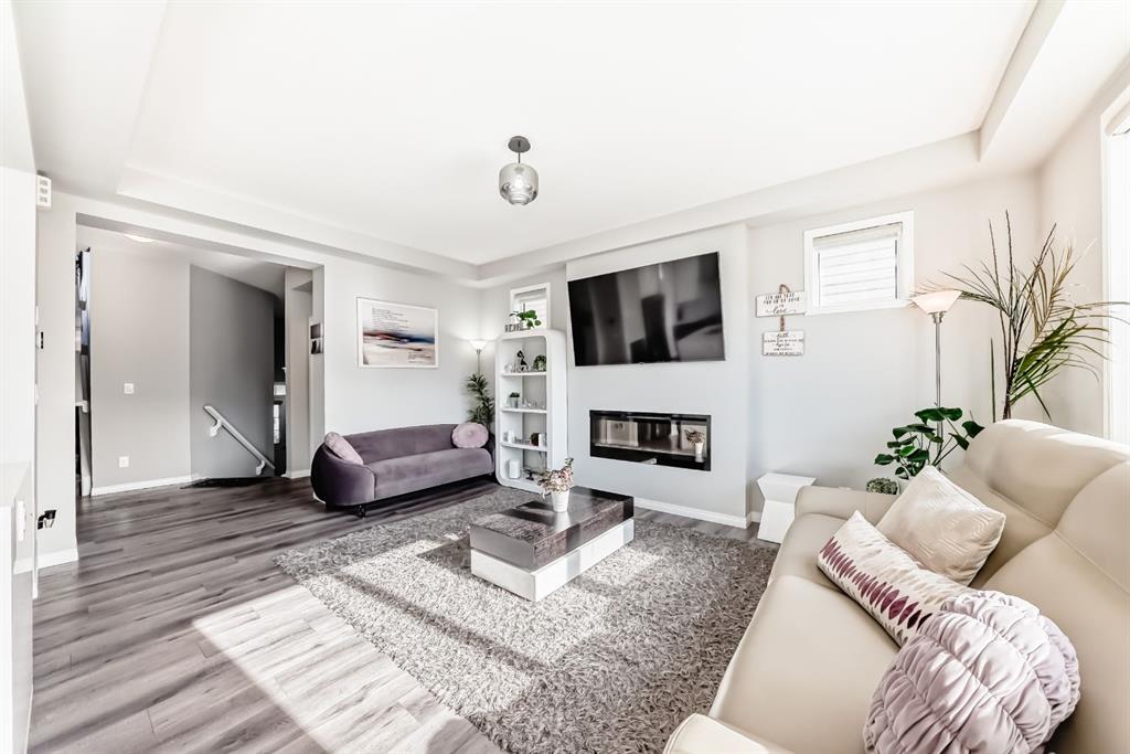 Picture for 127 Carrington Crescent NW