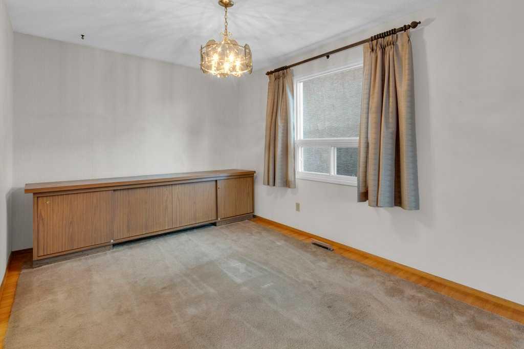 Picture for 113 Brown Crescent NW