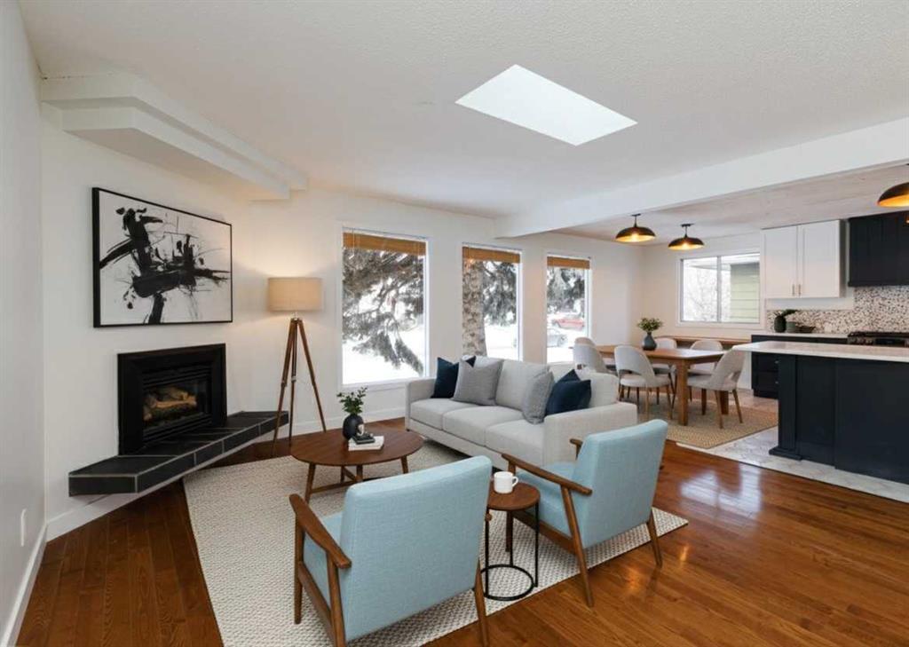 Picture for 256 Queen Tamara Way SE