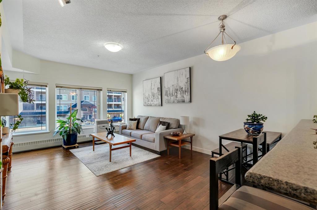 Picture for 202, 10 Discovery Ridge Close SW