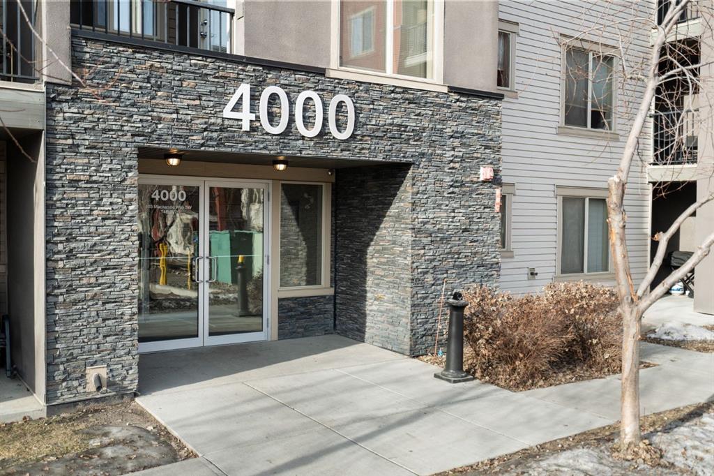 Picture for 4220, 403 Mackenzie Way SW