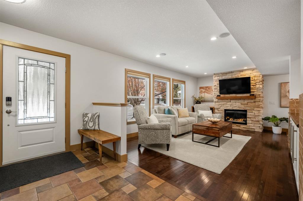 Picture for 250 Lake Fraser Place SE