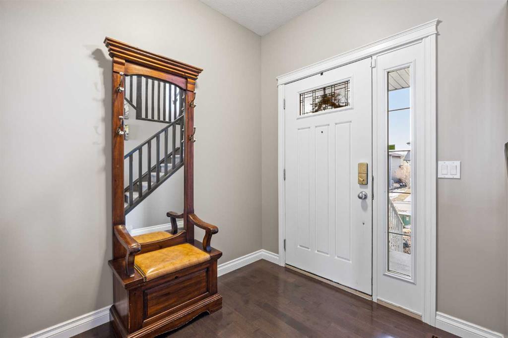 Picture for 289 Jumping Pound Terrace 