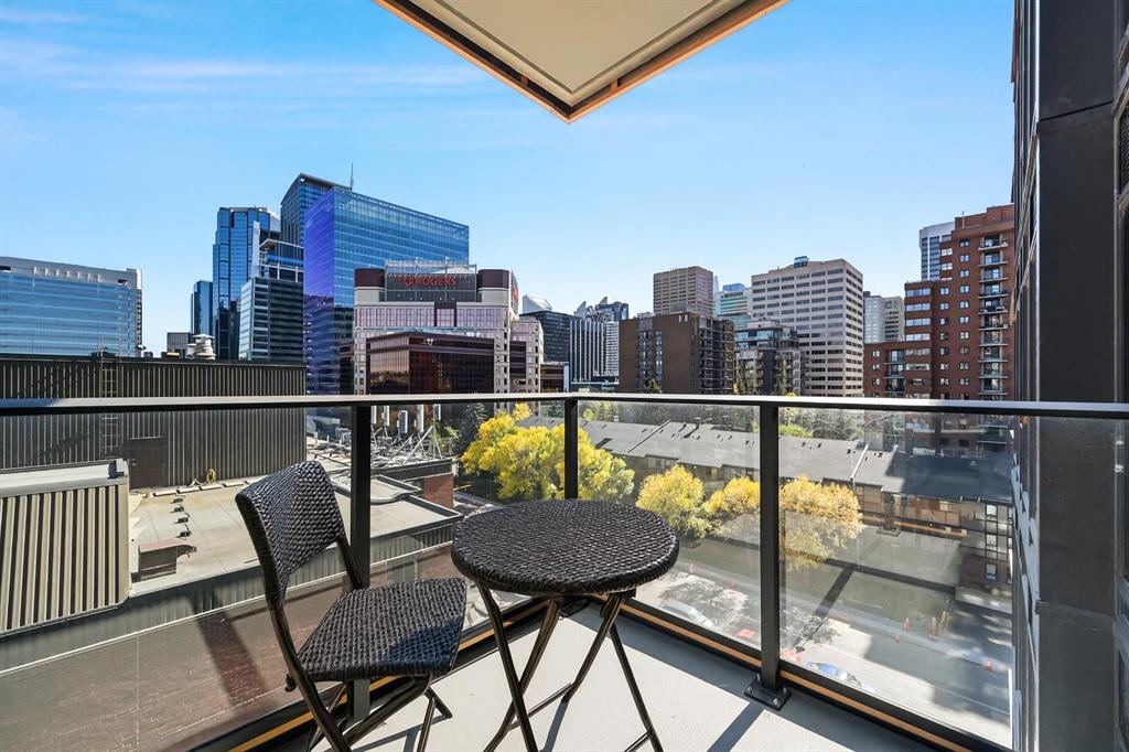 Picture for 704, 730 2 Avenue SW