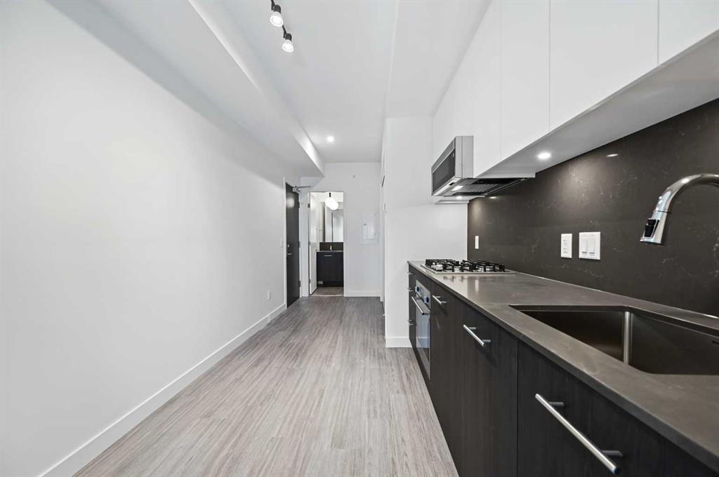 Picture for 704, 730 2 Avenue SW