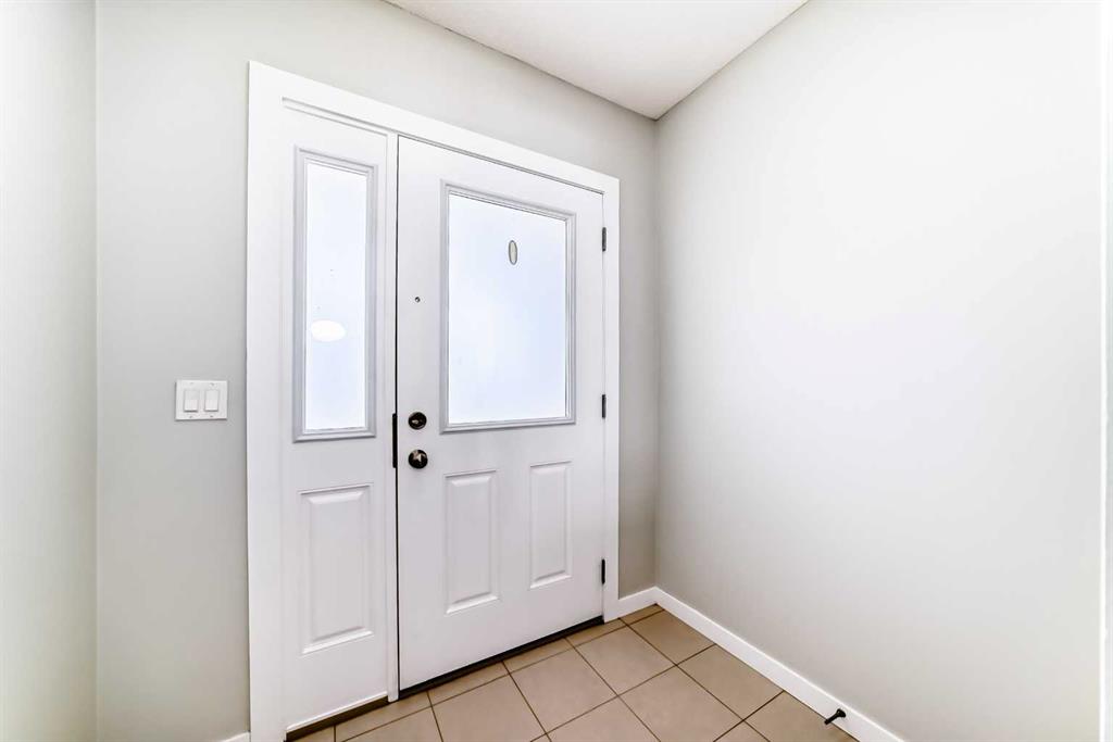 Picture for 112, 130 New Brighton Way SE