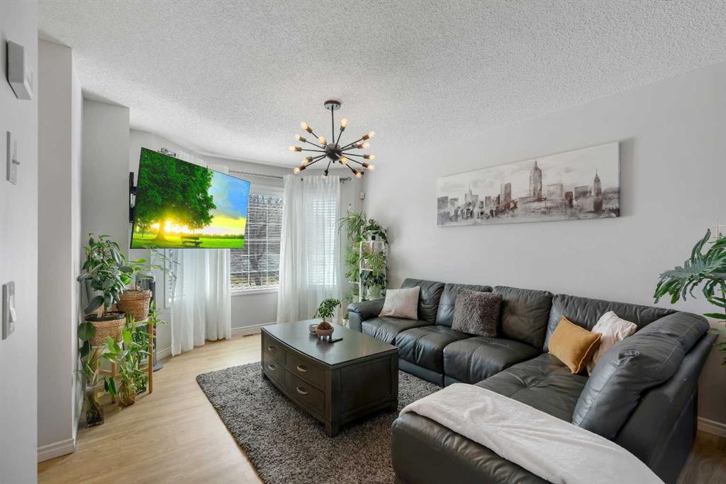 Picture for 179 Saddlemead Road NE