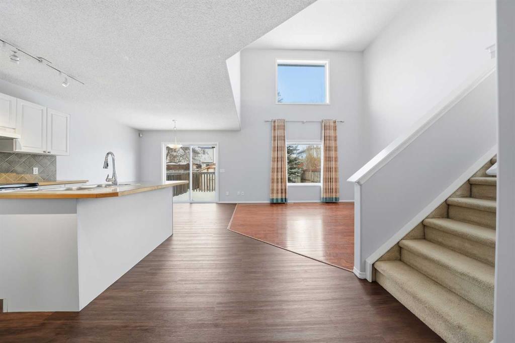 Picture for 1076 Cranston Drive SE