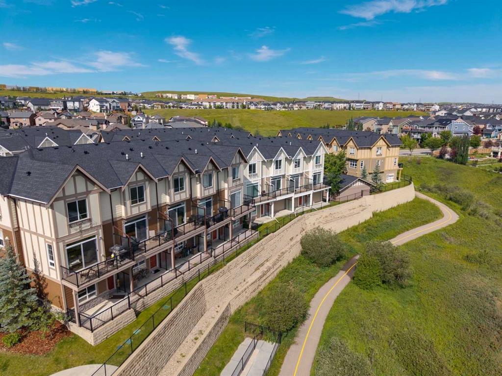 Picture for 61 Sherwood Lane NW