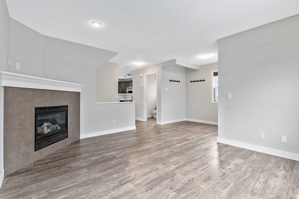 Picture for 183 Everglen Rise SW