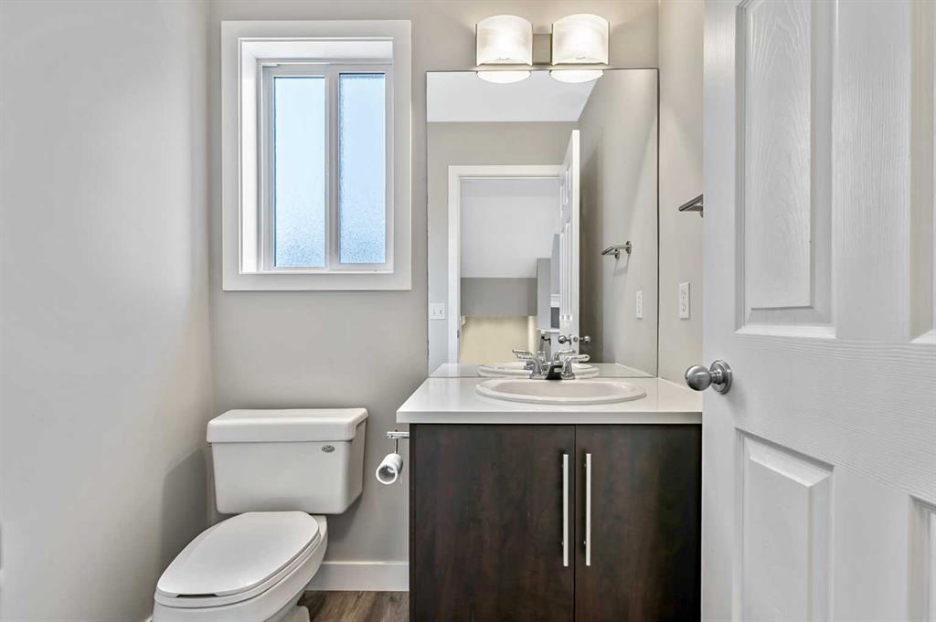 Picture for 183 Everglen Rise SW