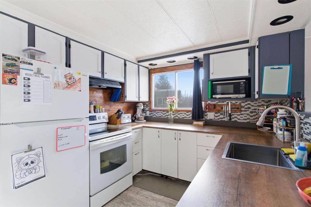 Picture for 124, 3223 83 Street NW