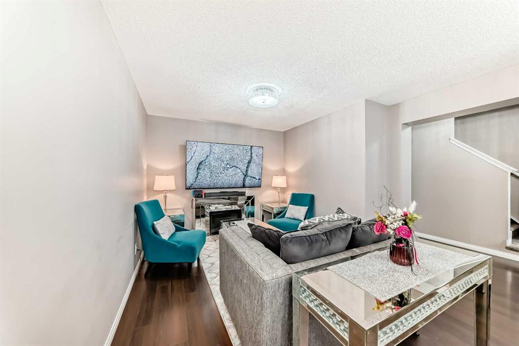 Picture for 127 Windford Gardens SW