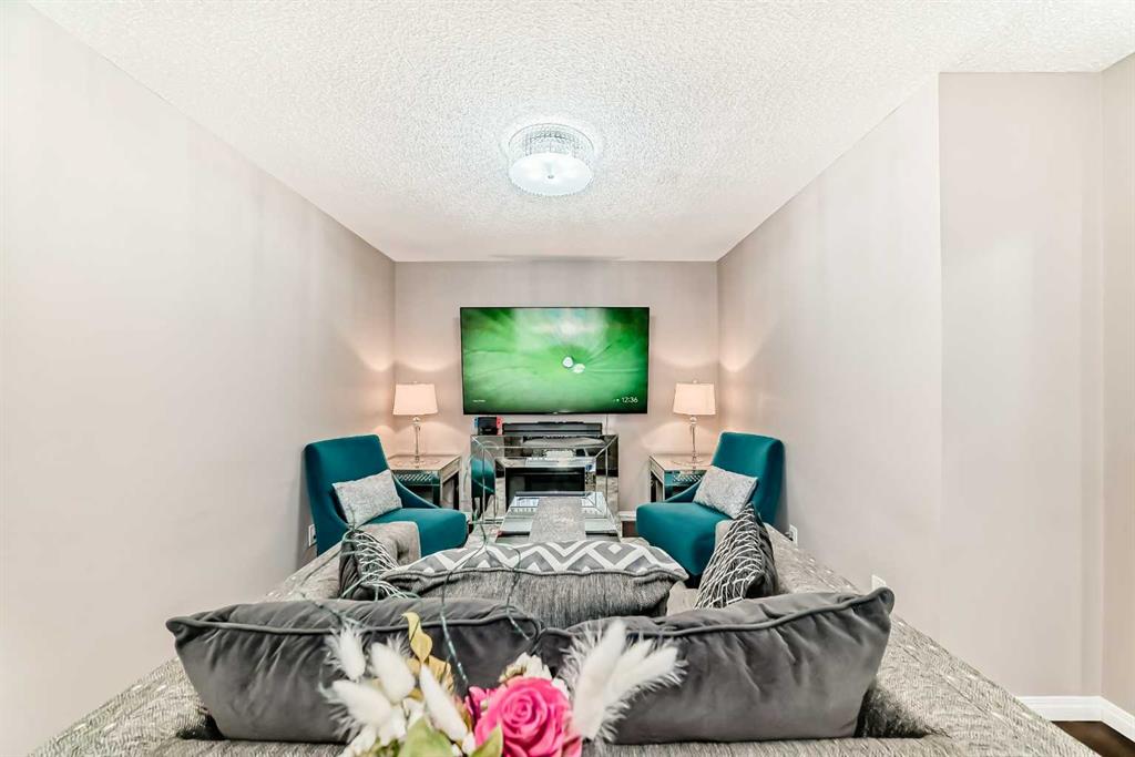 Picture for 127 Windford Gardens SW