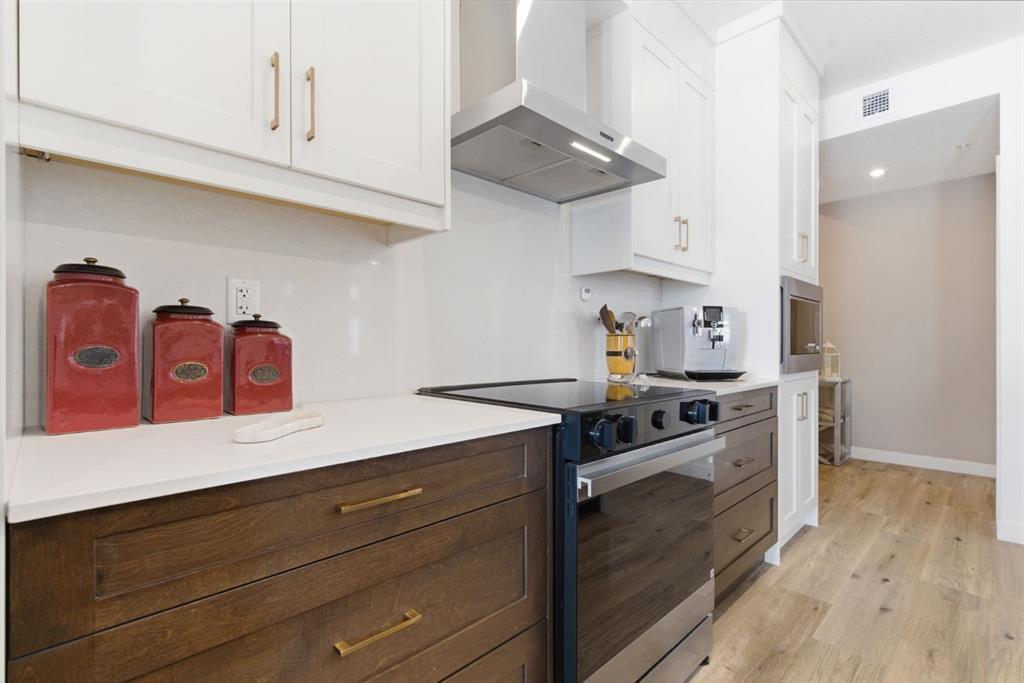 Picture for 7306, 1802 Mahogany Boulevard SE