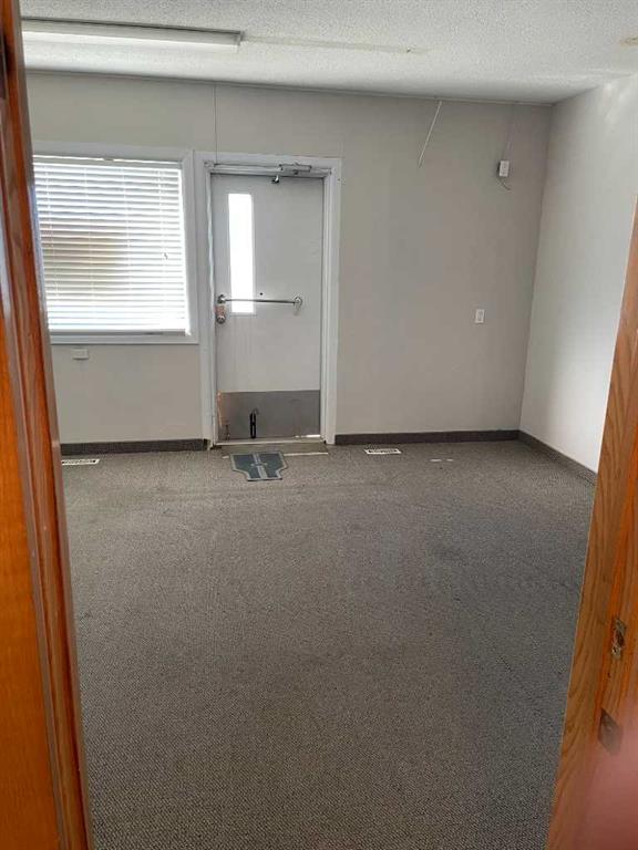 Picture for 228 Centre Street NE