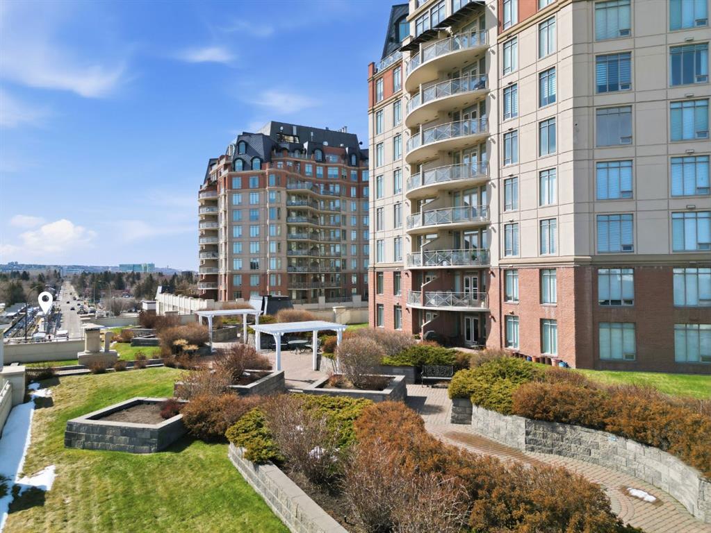 Picture for 101, 1718 14 Avenue NW