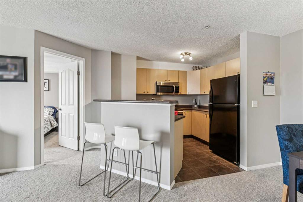 Picture for 2211, 2371 Eversyde Avenue SW