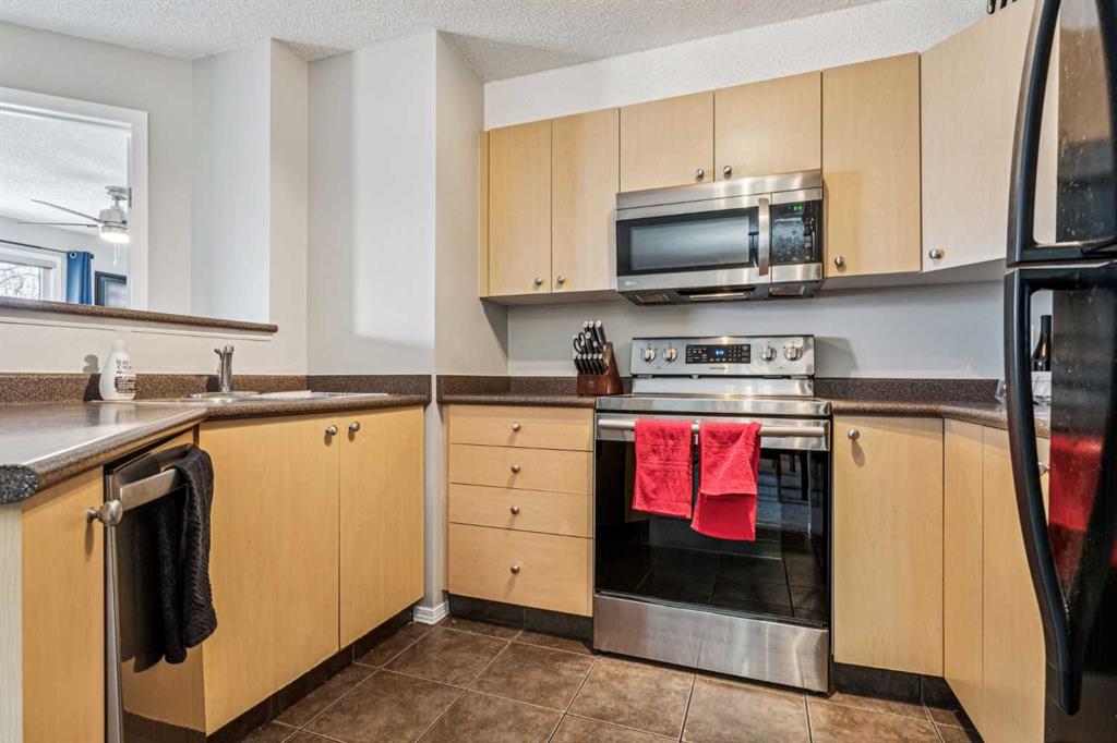 Picture for 2211, 2371 Eversyde Avenue SW